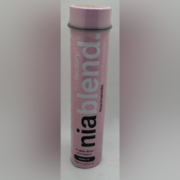 TOYFACTORY Niablend™ Serum Concealer in T2 - Picture 2 of 6